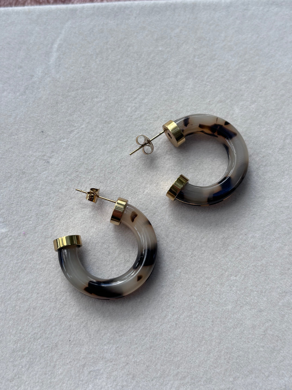 Boucles d’oreilles Léo Coeur Pastel