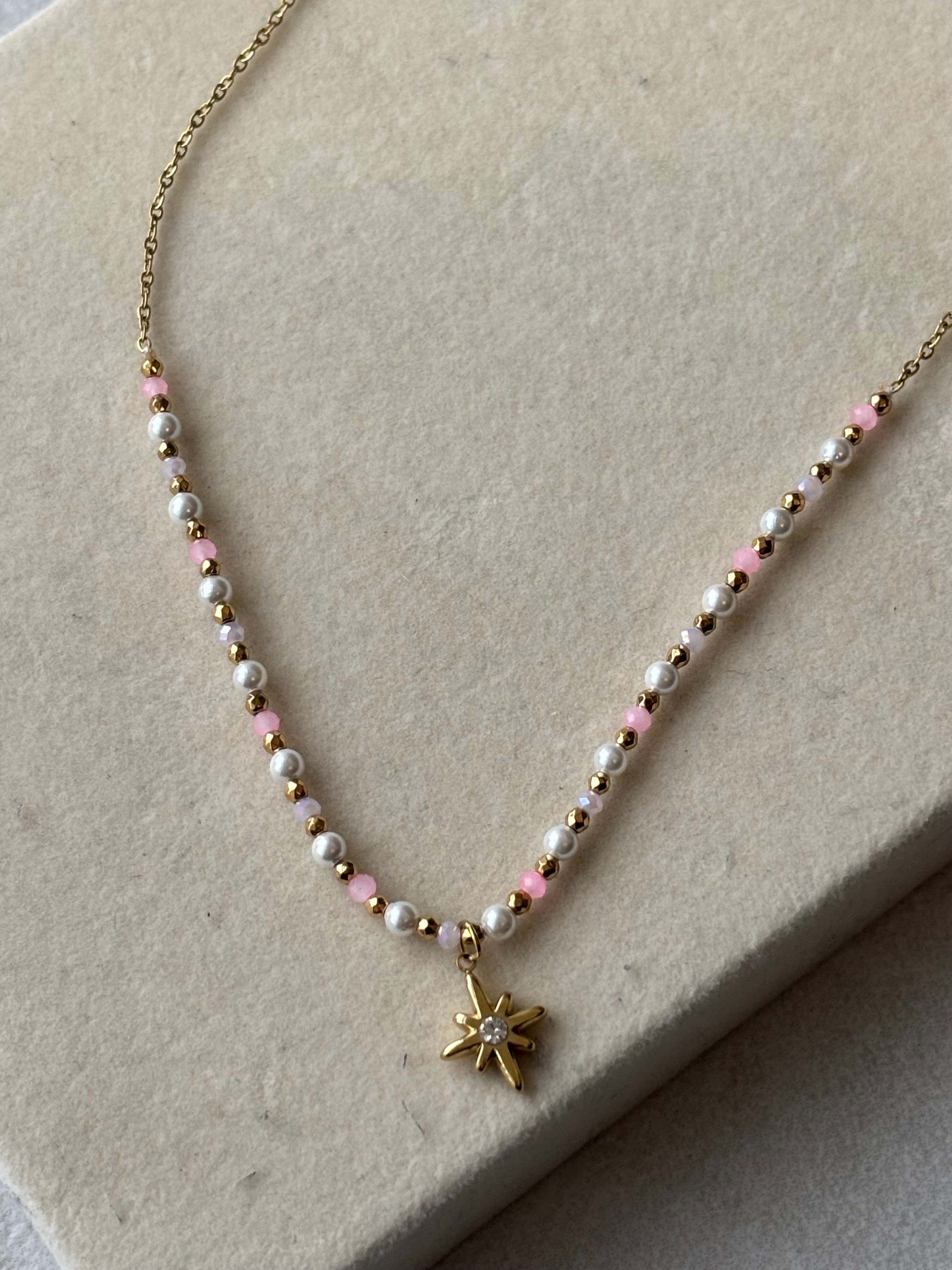 Collier doré rose et blanc Coeur Pastel
