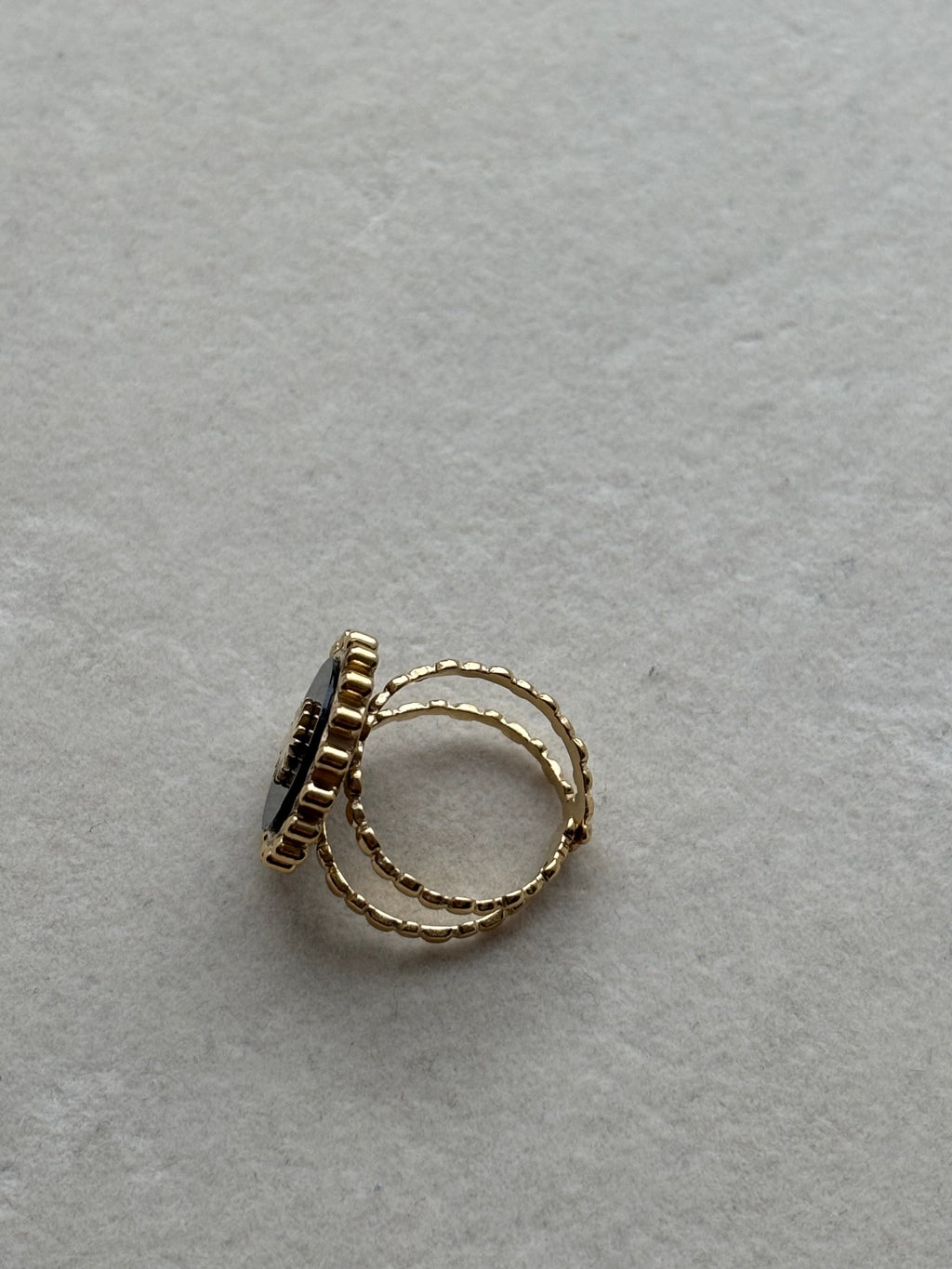 Bague doré pierre noire Coeur Pastel