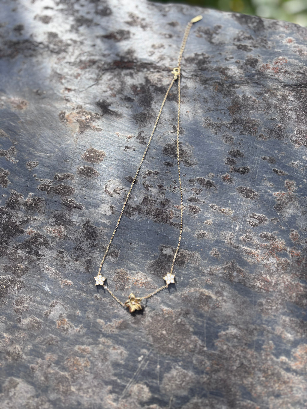 Collier Flora