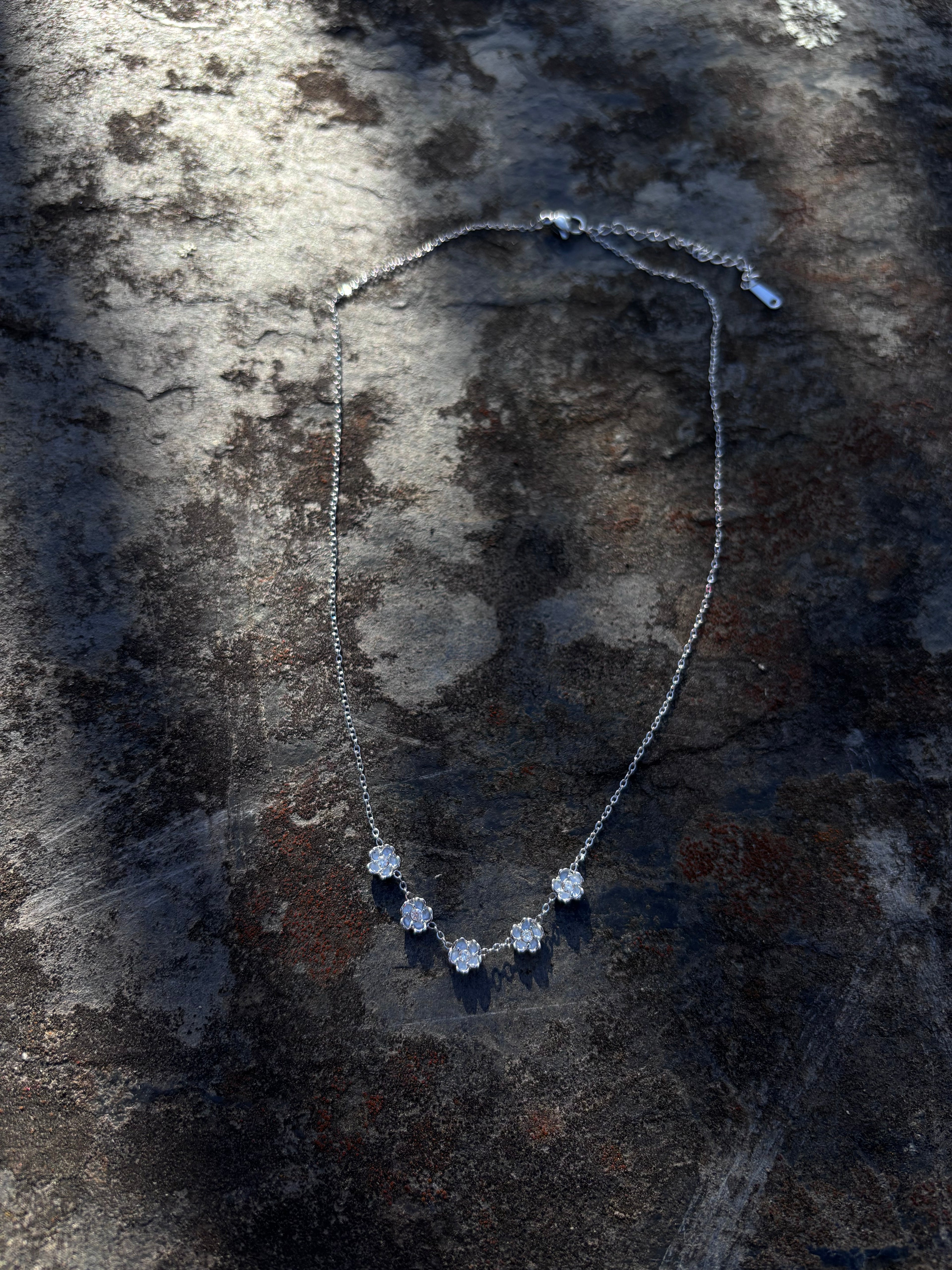 Collier Milla