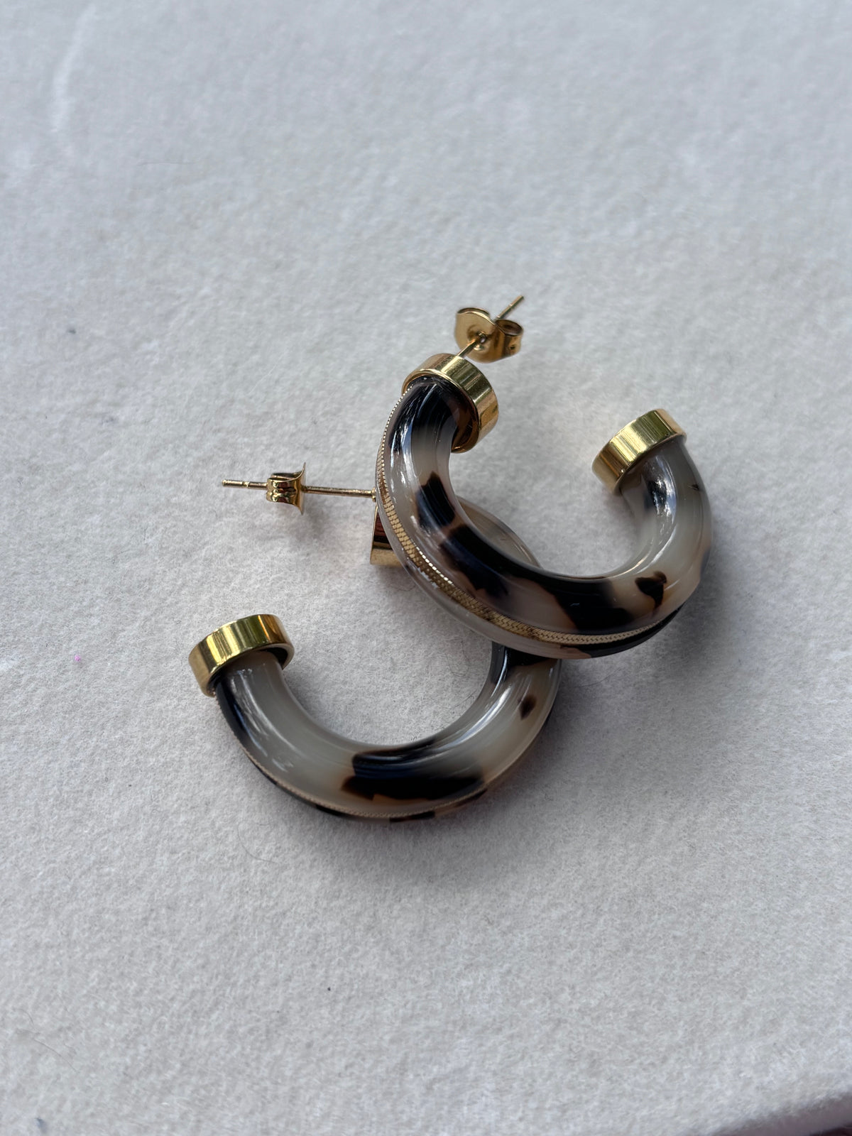 Boucles d’oreilles Léo Coeur Pastel