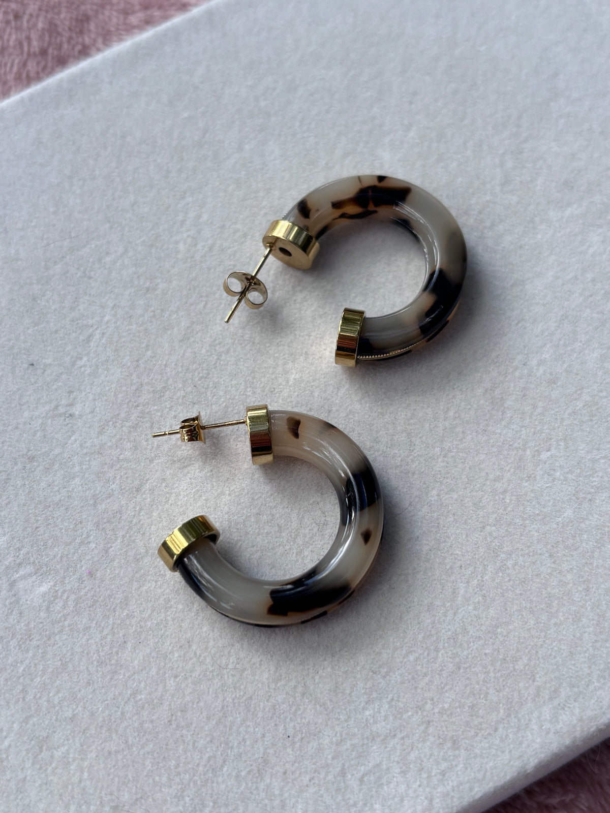 Boucles d’oreilles Léo Coeur Pastel