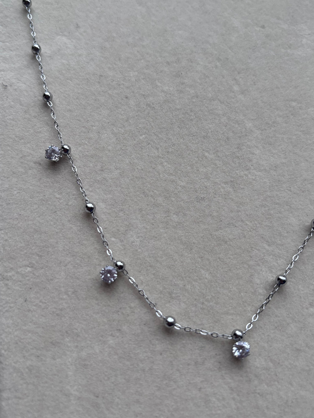 Collier alba