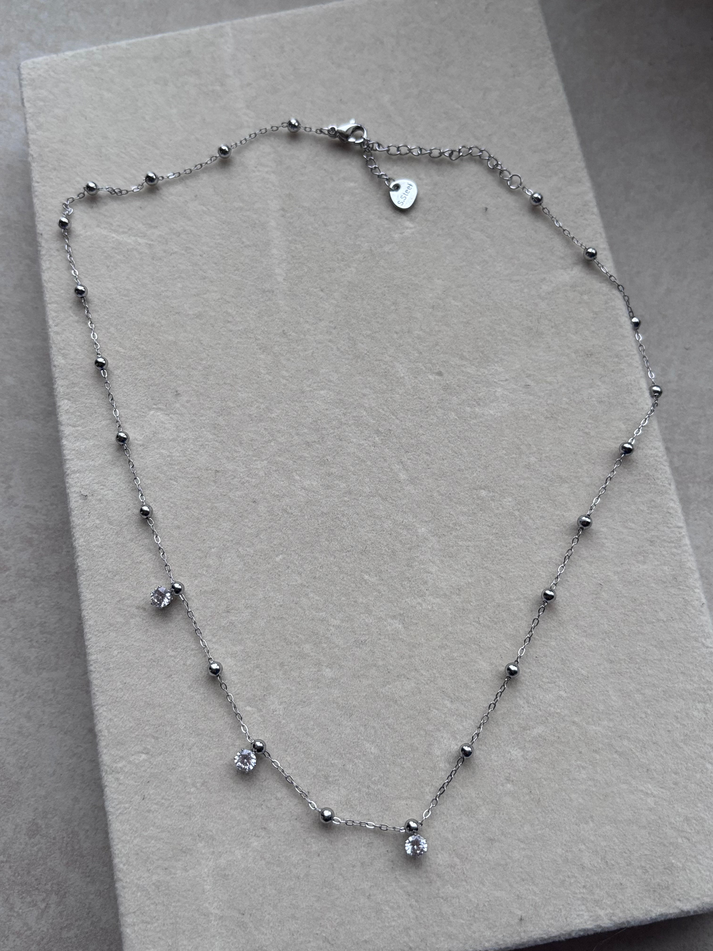 Collier alba
