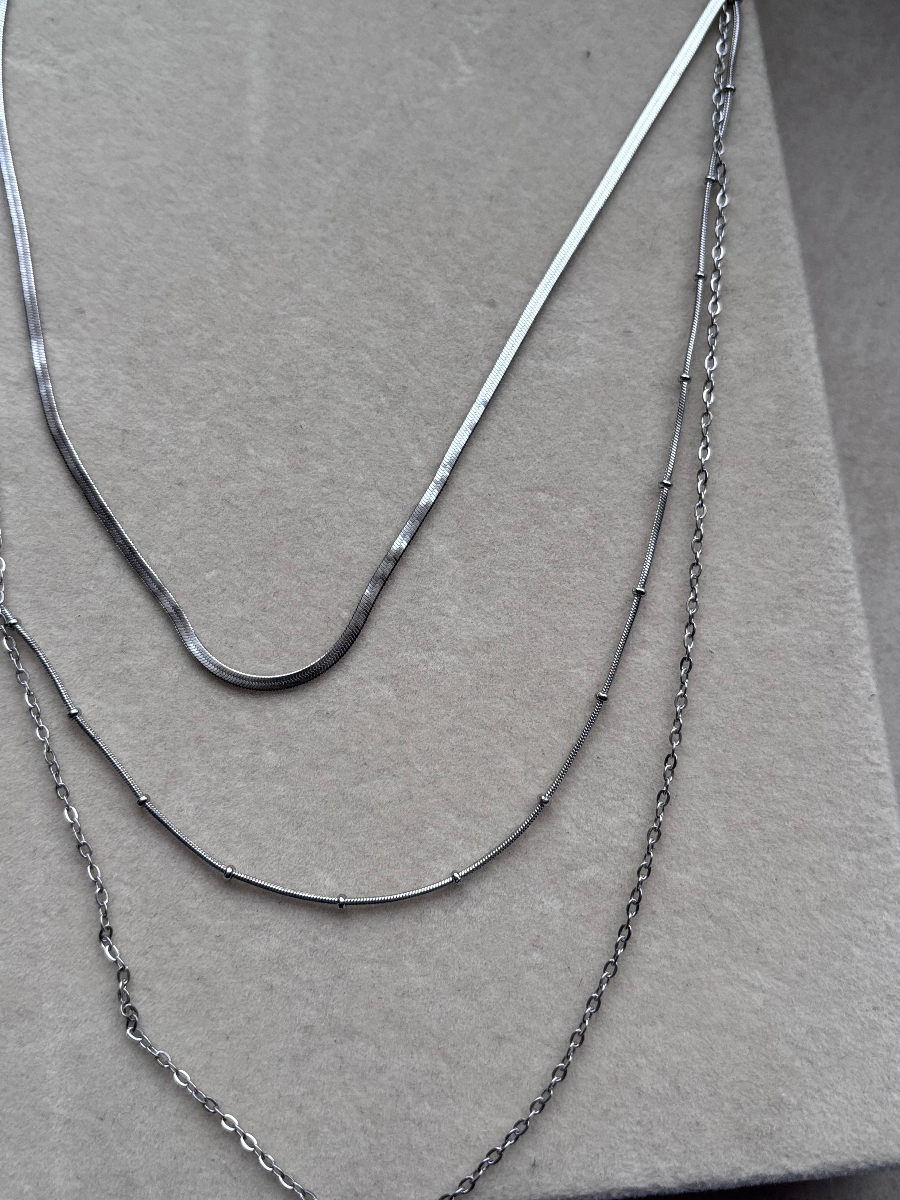 Collier Lina