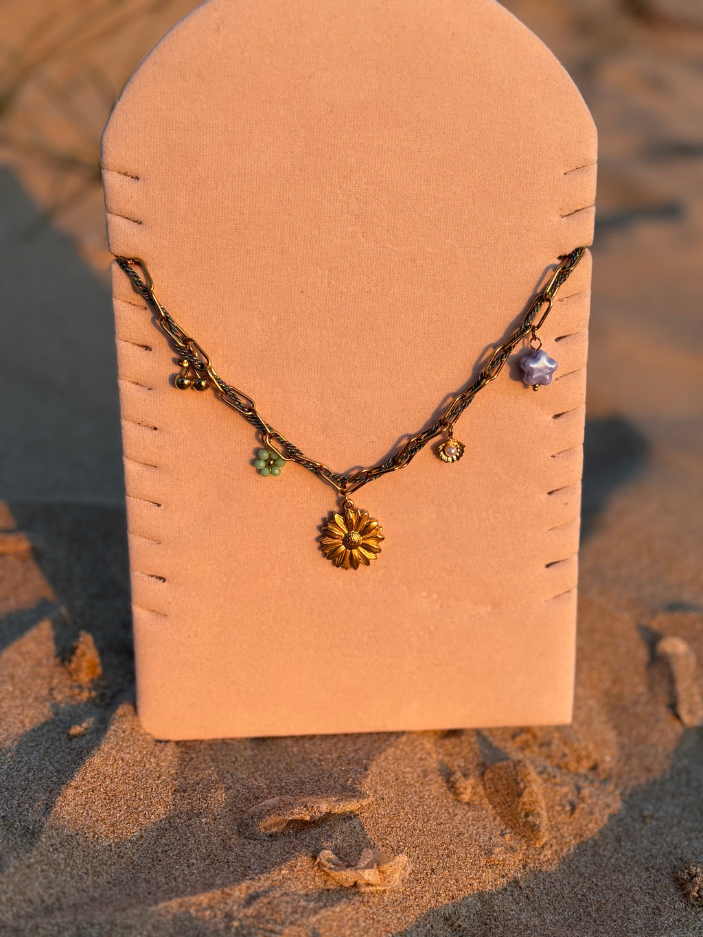 Collier breloques Coeur Pastel