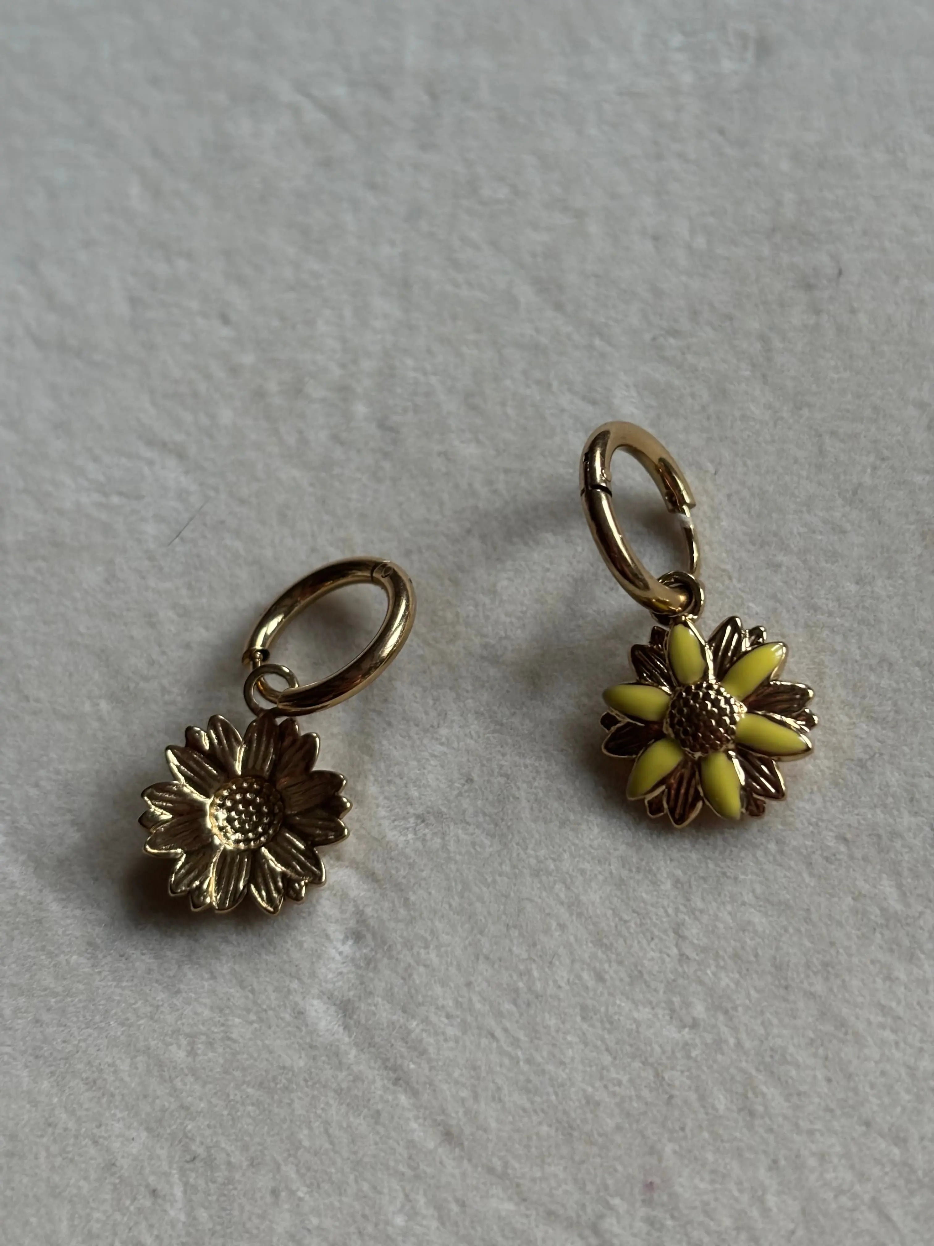 Boucles d'oreilles marguerites Coeur Pastel