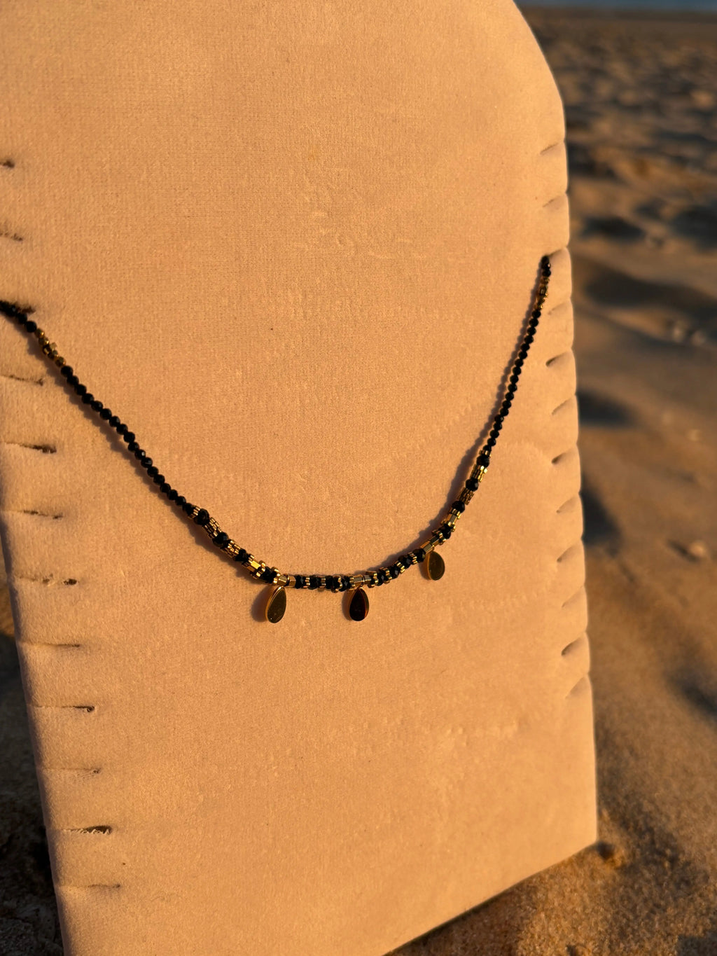 Collier fin avec perles Coeur Pastel