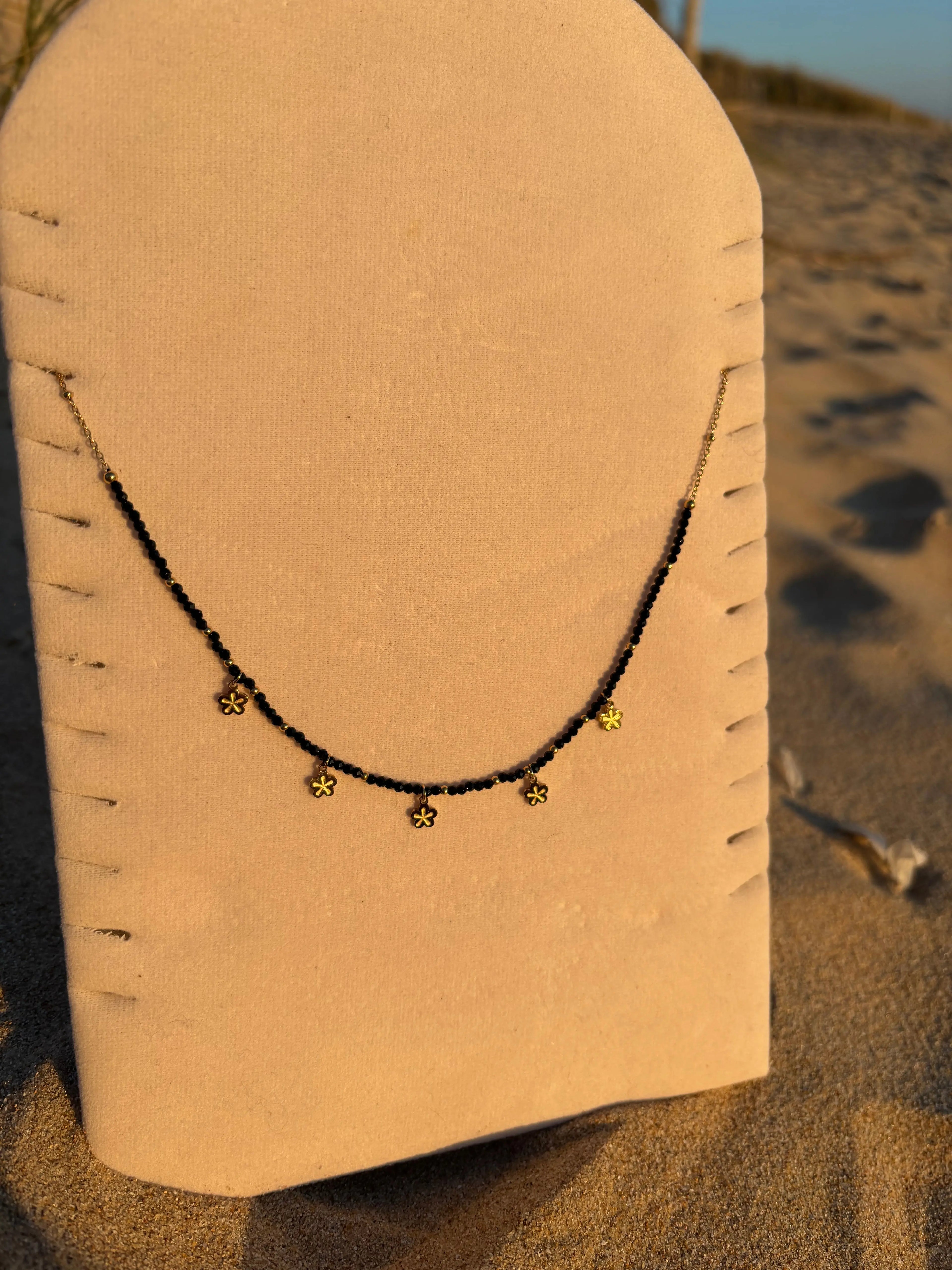 Collier fin avec perles Coeur Pastel