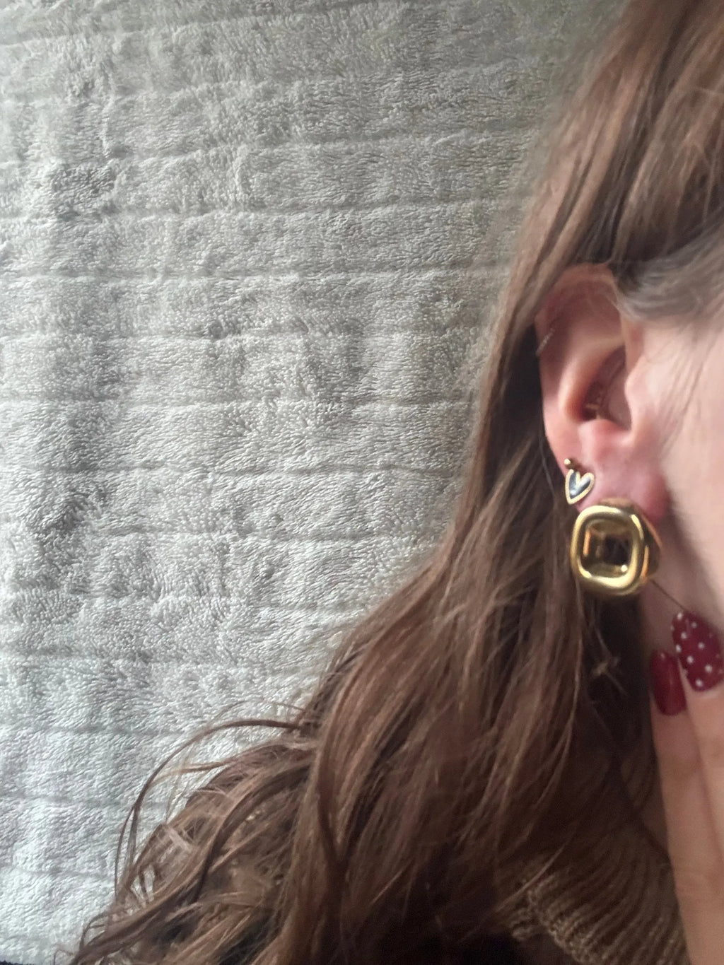 Boucles d'oreilles puces carrés Coeur Pastel