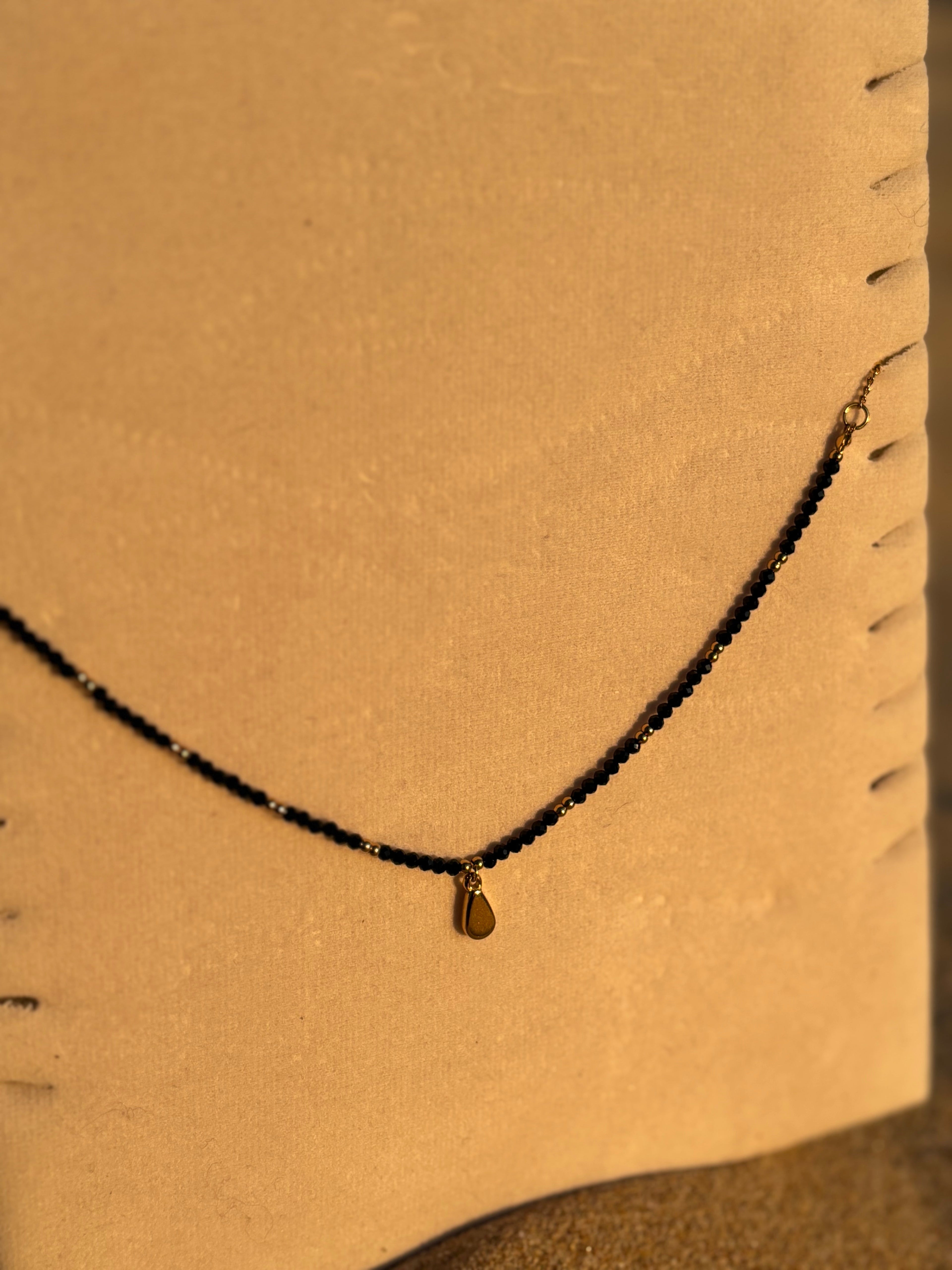 Collier fin avec perles Coeur Pastel